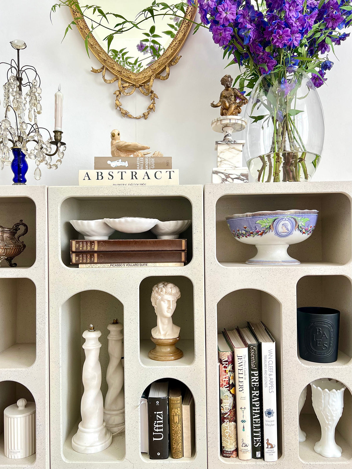 Decorative pieces
