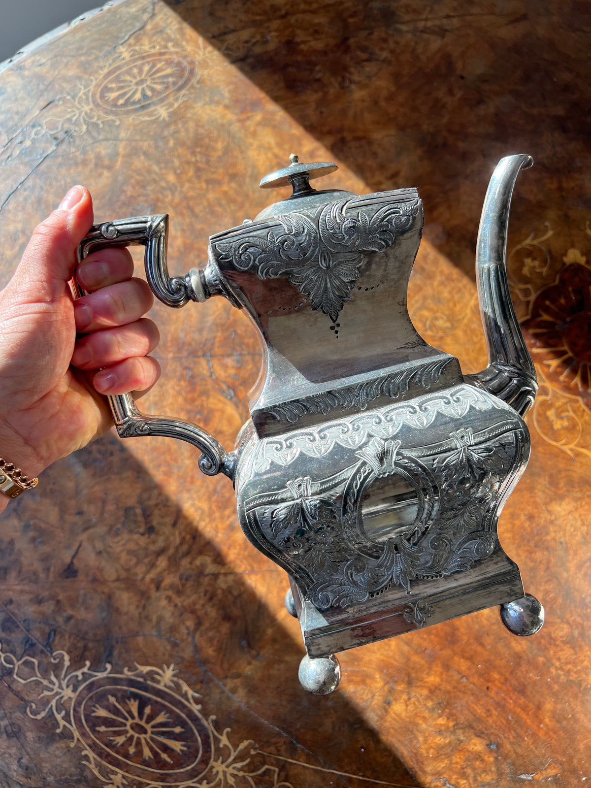Victorian Silver Plate Coffee Pot – Wm. Briggs & Co., Sheffield (c.1880s)