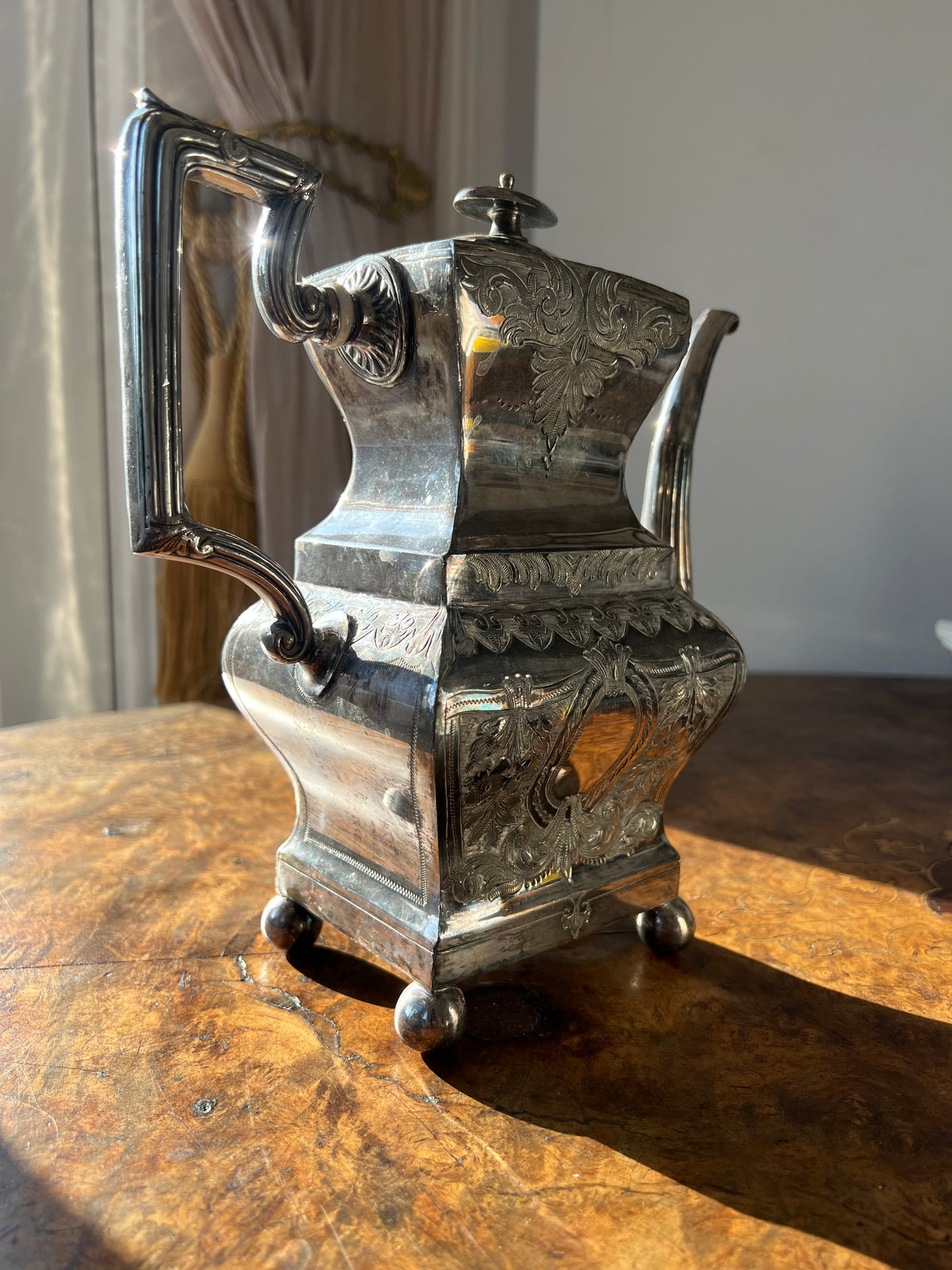 Victorian Silver Plate Coffee Pot – Wm. Briggs & Co., Sheffield (c.1880s)