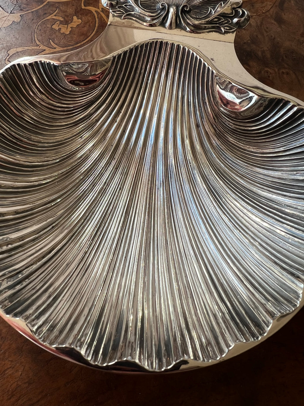 Vintage Silver Plated Shell trinket Tray with Ornate Rococo Scallop style detail.
